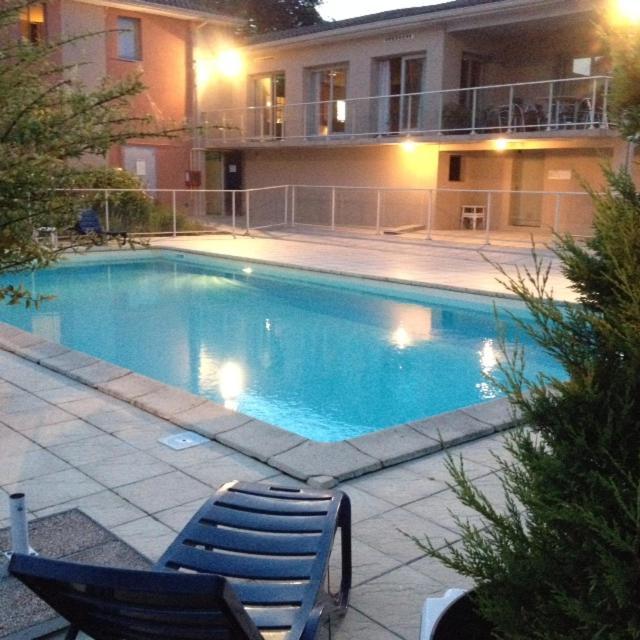 Cit'Hotel Les Alizes Лимож Экстерьер фото